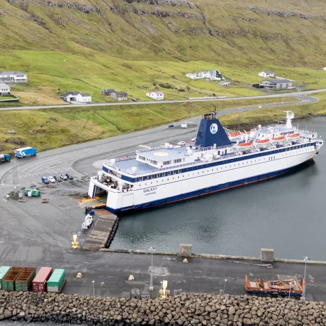 Strandferðslan tekur nýggju upplýsingarnar um hekkuportið á Galaxy í álvara