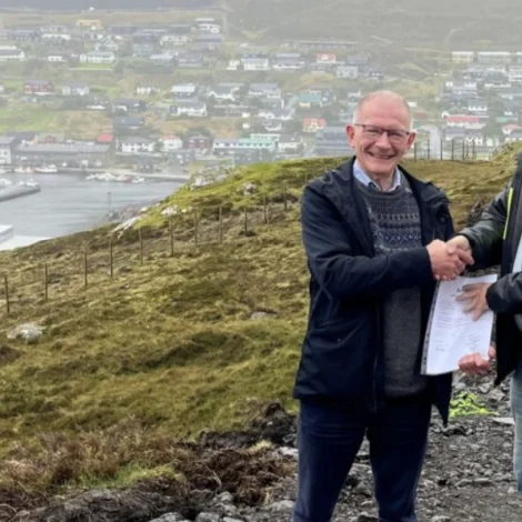 Falkon fer at byggibúgva setahúsagrundøki við Høganesvegin