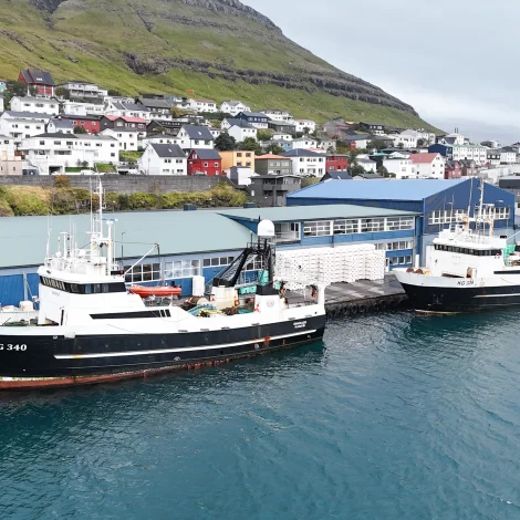 Safir og Smaragd landaðu í Klaksvík í gjár