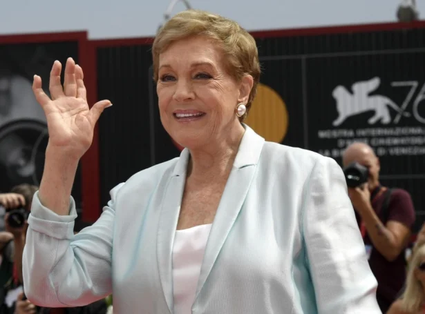 Julie Andrews fyllir í dag 90 ár (Savnsmynd: EPA)