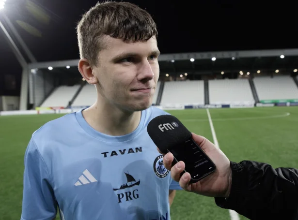 Video: Stórt upplivilsi at spæla altjóða fótbólt á Tórsvølli