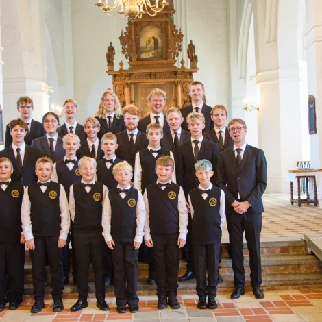 Danskir dreingir og unglingar gera konsertferð til Føroya