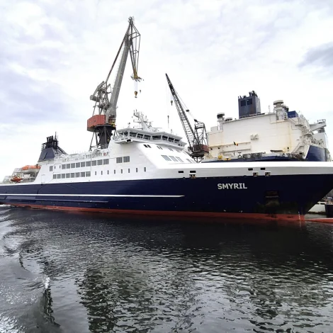 Smyril ikki til Føroya um vikuskiftið