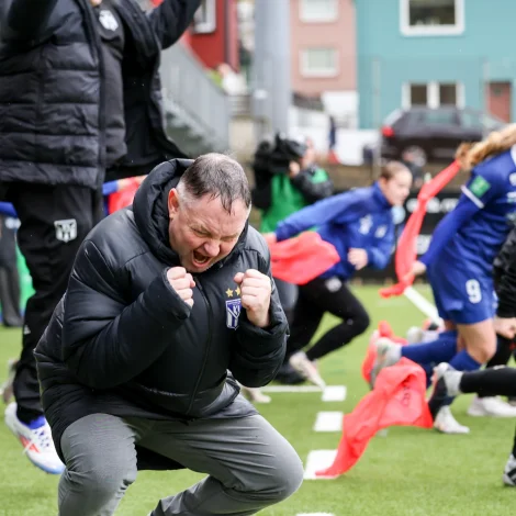 Royndi danski venjarin fegnast eftir seinasta bríksl í seinasta umfari. Allan Drost gjørdist ársins venjari í fremstu kvinnudeildini, men er nú farin (Mynd: Sverri Egholm)