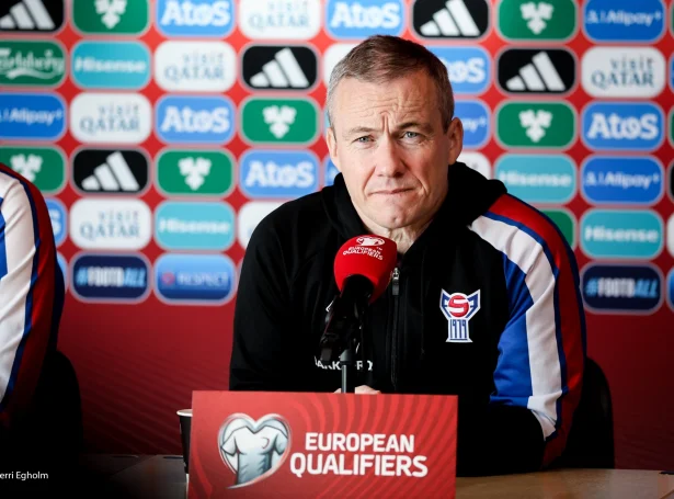 Talan er um eina ógvuliga keðiliga skrá fyri føroyska landsliðið, tá Nations League er á skránni í heyst - serliga í fyrra og longra vindeyganum. Eyðun Klakstein staðfestir avbjóðinga, men eisini. - 