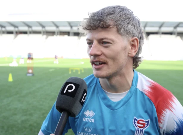 Video: - Fleiri hava sent dollaratekn til mín enn ynskt tillukku