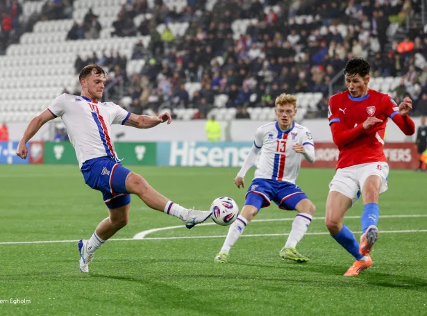 Meinhard Egilsson Olsen verður úti einar fimm kappingardystir hjá Kolding, og mest sannlíkt noyðist ferðmikli 