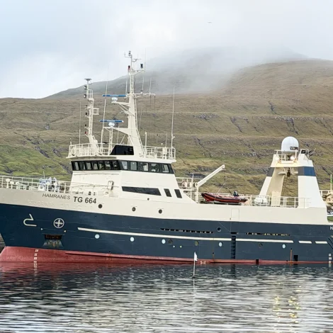 Hamranes og Breiðanes landað í Hvalba