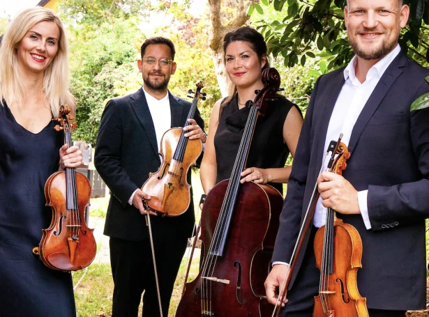 Heiðrun Petersen, til vinstru, er ein av limunum í Nordic String Quartet