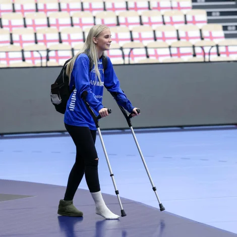 Karin Egholm sleppur ikki at venja við í dag og ei heldur at spæla í morgin (Mynd: Sverri Egholm)