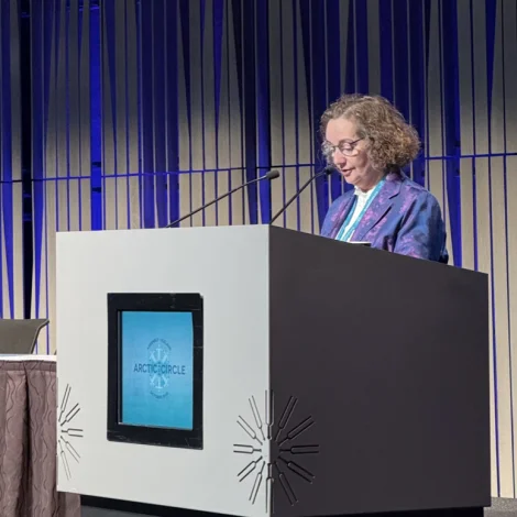 Sirið Stenberg, landsstýriskvinna, luttikið á Arctic Circle Assembly 2025