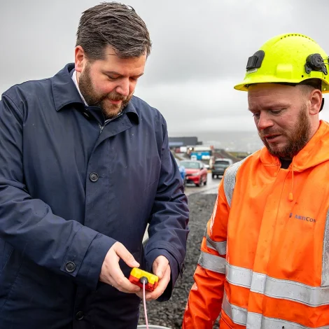 Fyrsta skotið latið til sambýlið við Rygsá