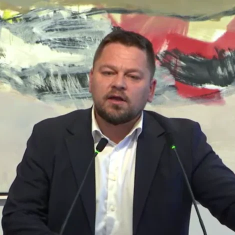 Munniligir fyrispurningar eru fyri í tinginum