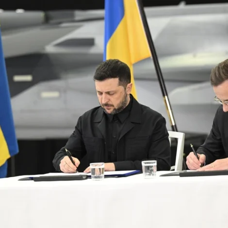 Ukraina keypir yvir hundrað jagaraflogfør í Svøríki