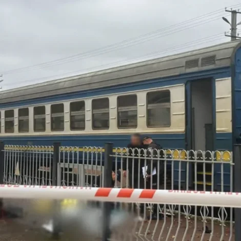 Ukraina: Fýra fólk deyð í spreinging á tokstøð