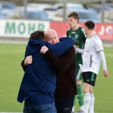 Jón: Eg vænti at vit syngja B36 sangin í kvøld