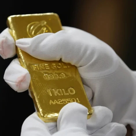 Gullfepurin hevur lagt seg