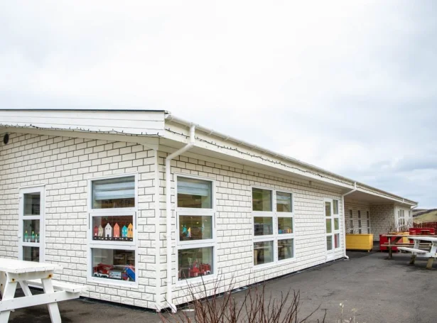 Tað hevur gingið væl hjá Vágs Kommunu í ár, og tað fáa barnafamiljur í Vági skjótt ein ágóða av (Mynd: vagur.fo)