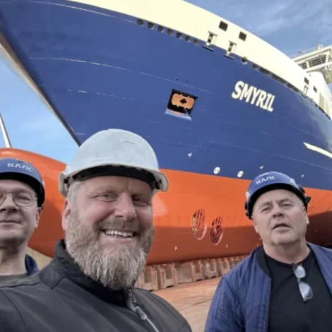 Niels Juel: Dokking og tolling av Smyrli