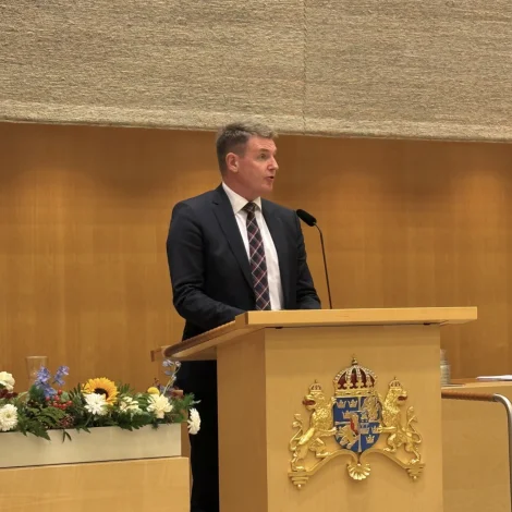 Røða løgmans í Stokkhólmi: De små samfunds lys er ikke mindre, fordi de lyser for færre