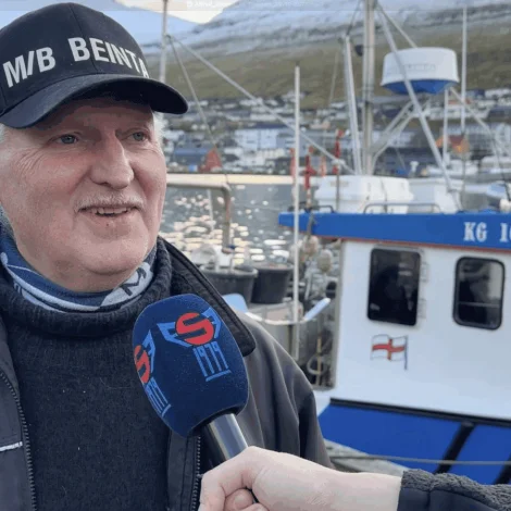 Eingin ivi: Alfred heldur við KÍ