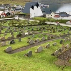 Kirkjugarðurin í Fuglafirði skal umgravast