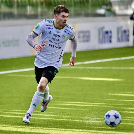 Casper G. Hansen heldur fram hjá 07 Vestur