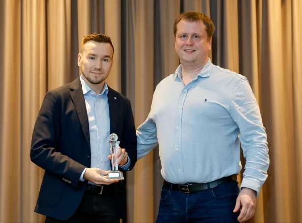 Árni Frederiksberg gjørdist ársins spælari hjá monnum (Mynd: Sverri Egholm)