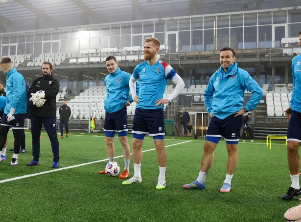 Landsliðsvenjingar vóru í Føroyum í síðstu viku (Mynd: Hans Erik Danielsen/FSF)