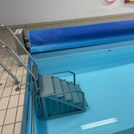 Skal vera betur atkomuligt hjá borgarum at brúka svimjihylin á Oyrarbakka