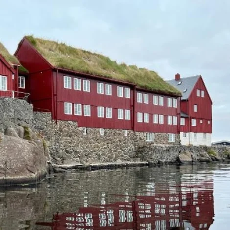 Føroyar hava størstu minking í íløgum í gransking og menning