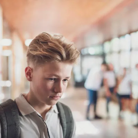 Dreingir tosa oftari enskt enn gentur