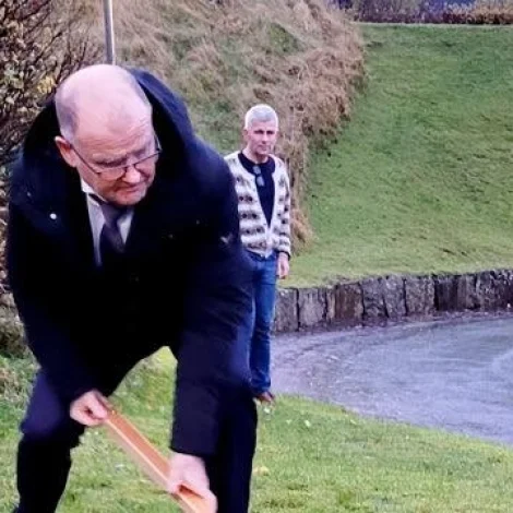 Fólkakirkjan: Nýggja kirkjan á Glyvrum