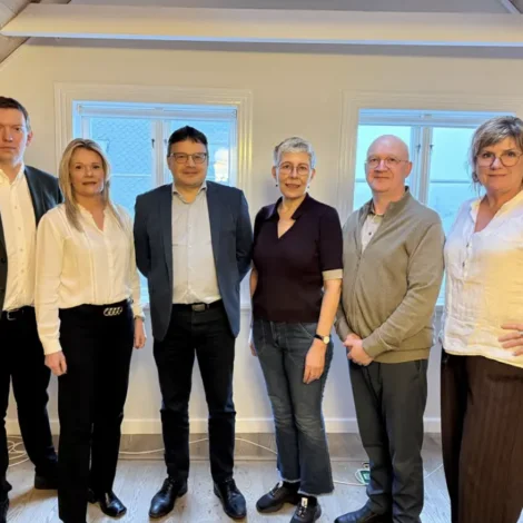 Nýskipanarnevndin vil hoyra, hvat føroyingar halda