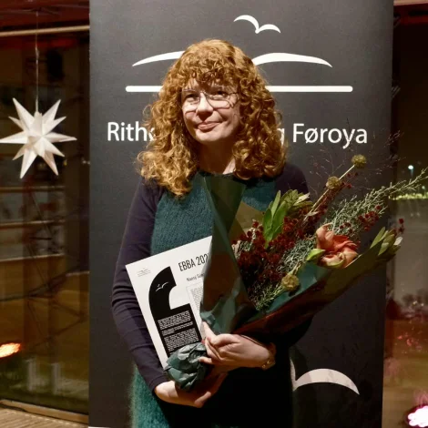 Nansý Sunadóttir heiðrað við ársins Ebbu-virðisløn