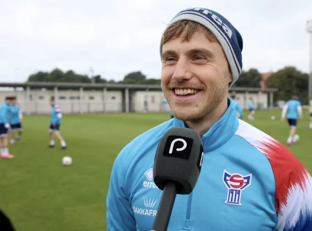 Video: - Ikki nakað vánaligt lið vit spæla ímóti