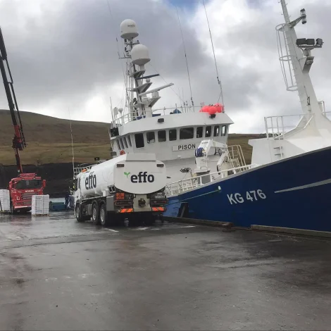 Jákup B. og Pison selja á Fiskamarknaðinum