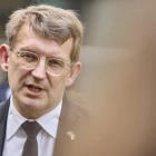 Troels Lund á vitjan hjá Sirið Stenberg