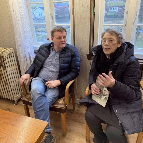 Myndir: Nógv fólk til bókaútgávuna 