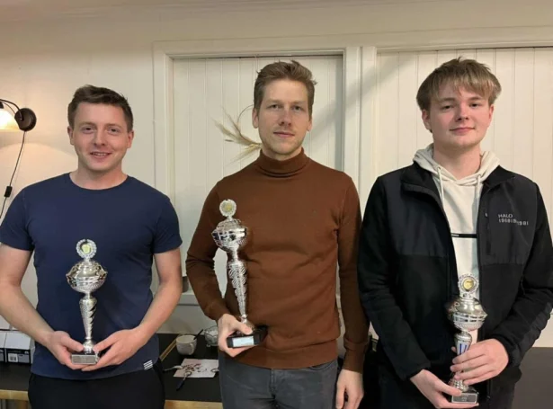 Hesir tríggir vóru bestir í snarkappingini í fjør - f.v.: Høgni Egilstoft Nielsen, Helgi Dam Ziska og Luitjen Akselsson Apol