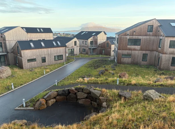 Upprunaliga ætlanin var, at hesar íbúðirnar á Dalavegnum skuldu vera lutaíbúðir (Mynd: Tórshavnar kommuna)
