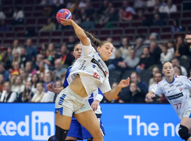 Portalurin hevur fingið váttað frá fleiri keldum, at hald er í søgunum um skfti hjá Súnu K .Hansen til nógv tað sterkasta liðið í Montenegro (Mynd: Sverri Egholm)