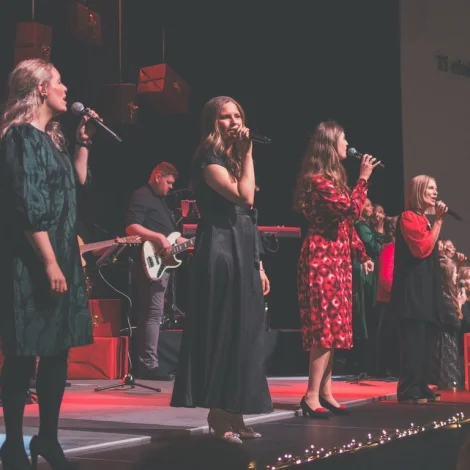 Syngja jólini inn í Skálafirði