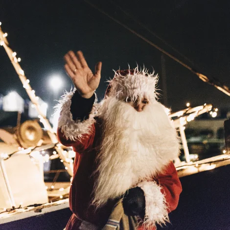 Jólaskipið vitjar í Runavík