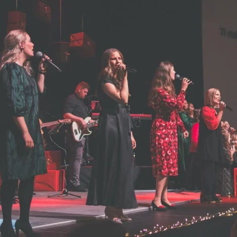 Syngja jólini inn í Skálafirði