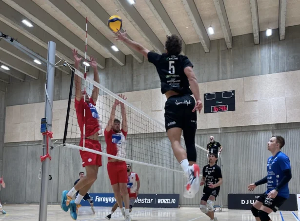 Eftir dygga mótstøðu frá ÍF vann Mjølnir kortini greitt at enda