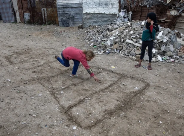 Gerandisdagurin er aftur vanligur millum húsaleivdirnar í Gaza (Mynd: EPA)