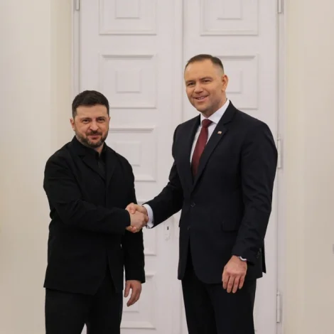 Zelenskyj: Russar kunnu fara eftir Póllandi, um teir vinna kríggið