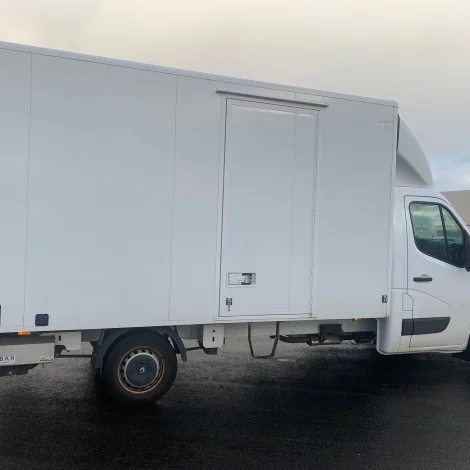 Leita eftir vørubili