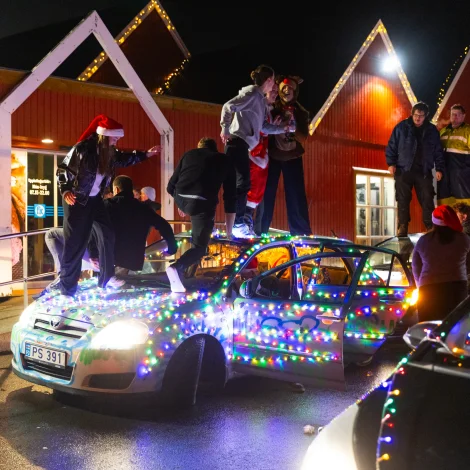 Myndir: Rekkjukoyring í Vágum